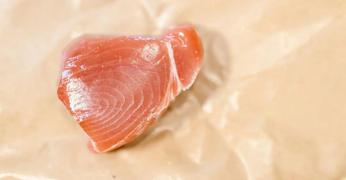 Poissons d'eau douce vs d'eau salée : lequel choisir ?
